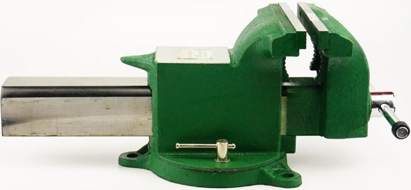 CA12 / 8" CAST STEEL BENCH VISE WITH SWIVEL