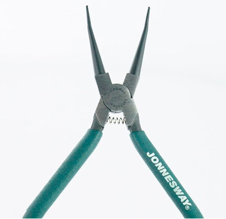 AG010002 / 7" STRAIGHT NOSE INTERNAL PLIER, CR-V