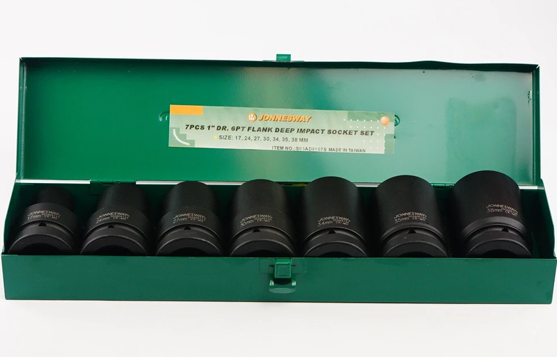 S03AD8107S / 7 PCS. 1" DR. 6 PT. FLANK DEEP SOCKET SET METRIC SIZE:  17 to 38 MM